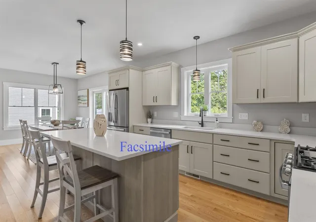 Photo 3 of Single family home for sale at 4 Navillus Wy, Seabrook, NH 03874 | MLS# 5106172 | Listing updated on 2026-08-27