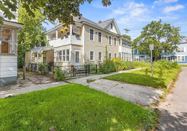 Photo 2 of Multi family home for sale at 17 19 Ward St, Burlington, VT 05401 | MLS# 5106180 | Listing updated on 2026-09-05