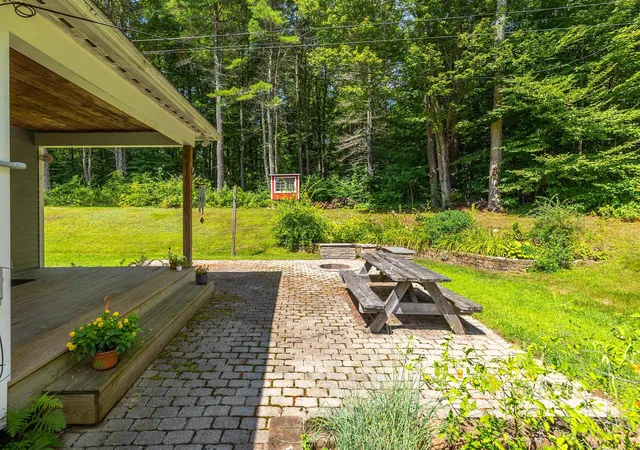 Photo 3 of Single family home for sale at 189 Dan Jarvis Rd, Weathersfield, VT 05151 | MLS# 5106181 | Listing updated on 2026-09-15