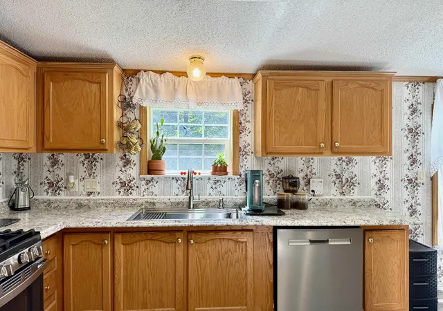 Photo 3 of Single family home for sale at 3713 Trebo Rd, Chester, VT 05143 | MLS# 5106191 | Listing updated on 2026-09-17