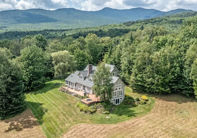Single family home for sale at 306 Sterling Woods Rd, Stowe, VT 05672 | MLS# 5106198