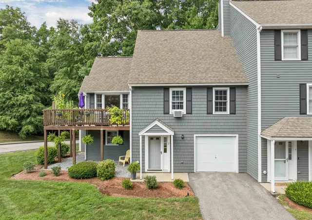 Townhouse for sale at 2 Rocky Ledge Rd, Merrimack, NH 03054 | MLS# 5106201