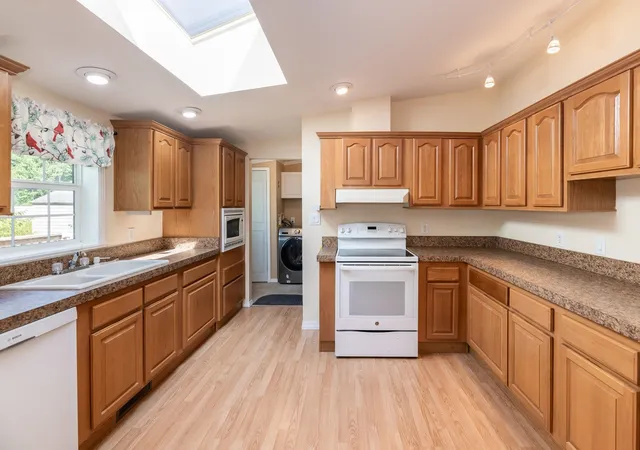 Photo 4 of Single family home for sale at 65 Osprey Rd, Alton, NH 03809 | MLS# 5106212 | Listing updated on 2026-09-24