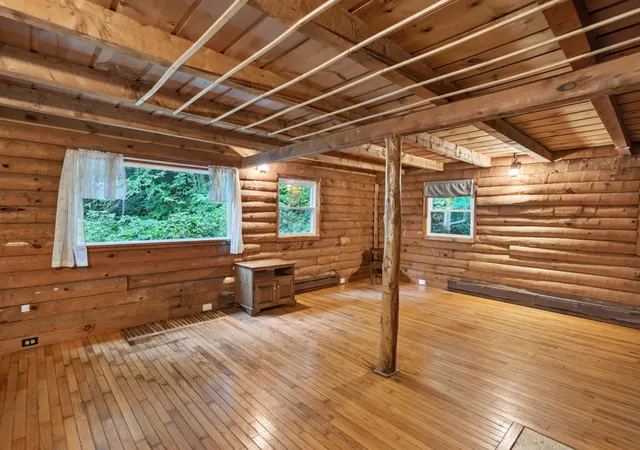 Photo 3 of Single family home for sale at 2068 South Wardsboro Rd, Wardsboro, VT 05355 | MLS# 5106215 | Listing updated on 2026-08-24