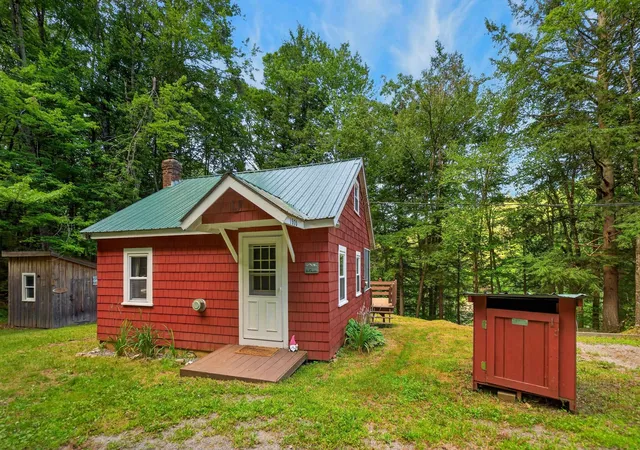 Single family home for sale at 1970 South Wardsboro Rd, Wardsboro, VT 05355 | MLS# 5106216