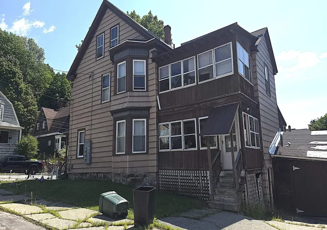 2nd image of 325 Church St, Berlin, NH 03570 | MLS# 5106220