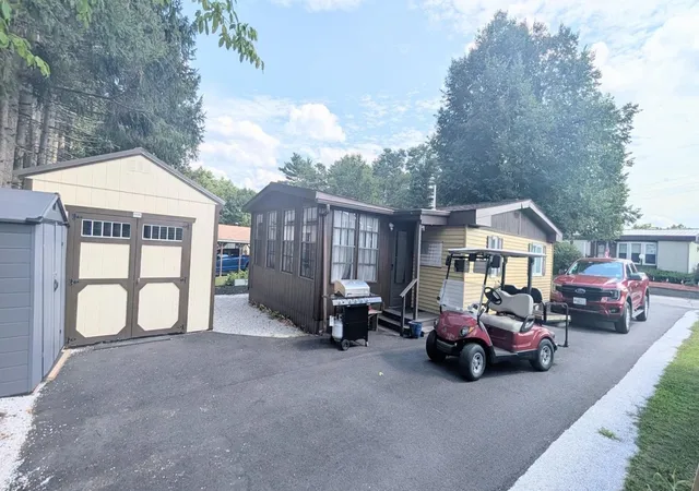 2nd image of 66 Rachael Cir, Goffstown, NH 03045 | MLS# 5106231