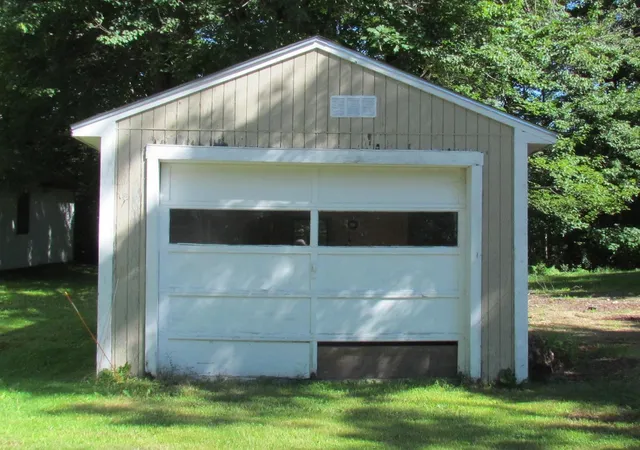 3rd image of 25 Murdough Rd, Stoddard, NH 03464 | MLS# 5106237