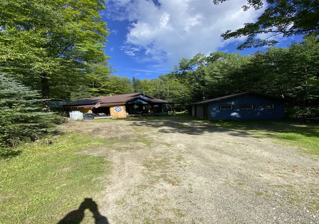 Photo 3 of Single family home for sale at 2100 Vt Rt 58 W Rte, Irasburg, VT 05845 | MLS# 5106252 | Listing updated on 2026-08-31
