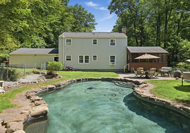 Photo 2 of Sale Pending at 16 Juniper Dr, Amherst, NH 03031 | MLS# 5106257 | Listing updated on 2026-09-06