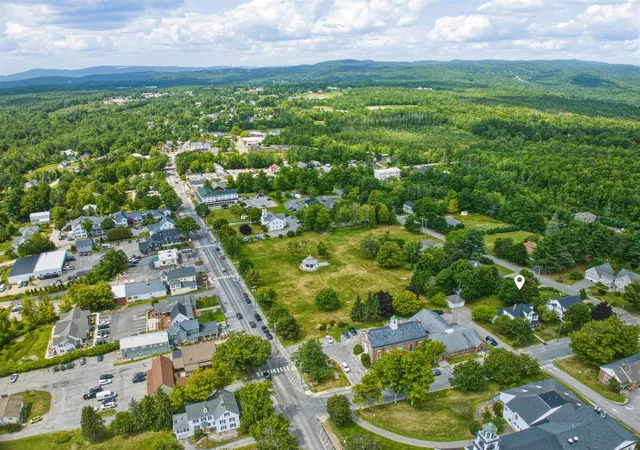 60th image of 27 Seamans Rd, New London, NH 03257 | MLS# 5106262
