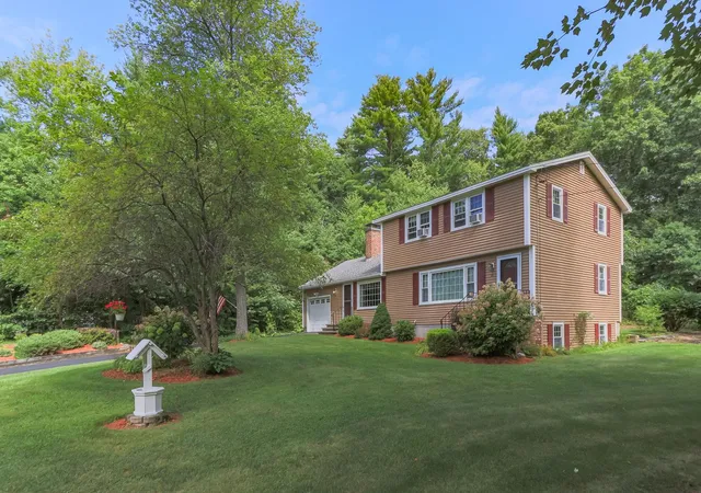 2nd image of 8 Lantern Ln, Auburn, NH 03032 | MLS# 5106264
