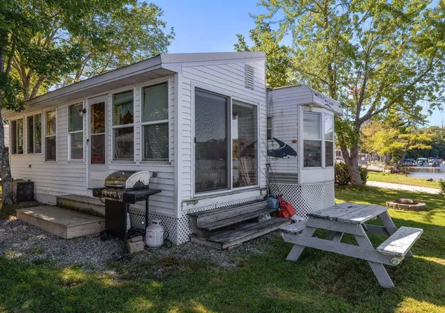 2nd image of 1 Morway Ln, Belmont, NH 03220 | MLS# 5106273