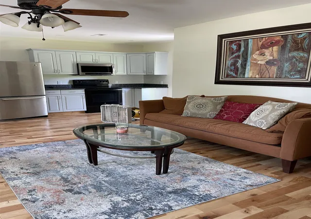 Photo 3 of Single family home for sale at 833 Lakeview Dr, North Hero, VT 05474 | MLS# 5106274 | Listing updated on 2026-08-24