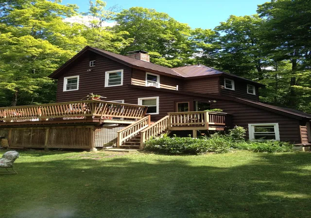 Photo 3 of Single family home for sale at 97 High St, Plainfield, NH 03781 | MLS# 5106286 | Listing updated on 2026-09-11