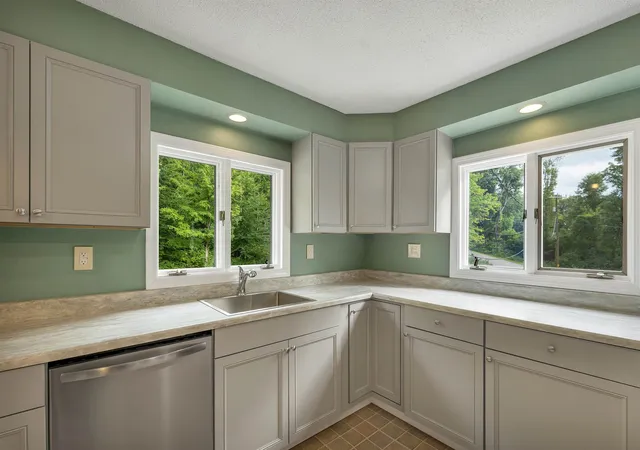 4th image of 290 Jamestown Rd, Belmont, NH 03220 | MLS# 5106289