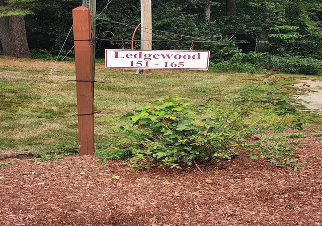 2nd image of 162 L Capitol Hill Dr, Londonderry, NH 03053 | MLS# 5106315