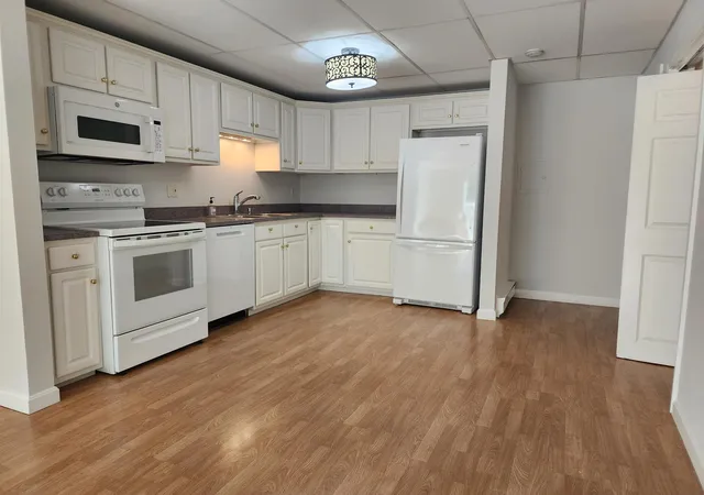 4th image of 162-L Capitol Hill Dr, Londonderry, NH 03053 | MLS# 5106315
