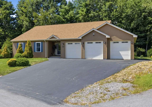 2nd image of 77 Linny Ln, Laconia, NH 03246 | MLS# 5106316