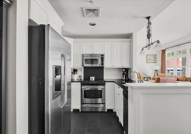 Photo 3 of Condo for sale at 102 Forest Dr #401 (plus lockout 403) / IV, Warren, VT 05674 | MLS# 5106322 | Listing updated on 2026-08-23