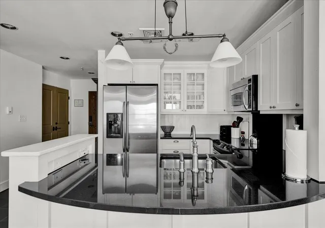 Photo 4 of Condo for sale at 102 Forest Dr #401 (plus lockout 403) / IV, Warren, VT 05674 | MLS# 5106322 | Listing updated on 2026-08-23
