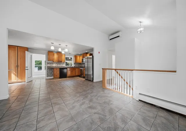 Photo 3 of Single family home for sale at 7 Wingate Rd, Sandown, NH 03873 | MLS# 5106328 | Listing updated on 2026-09-01
