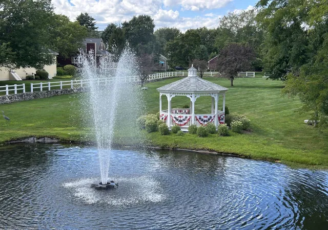 Photo 3 of Sale Pending at 7 Spyglass Point Cir, Bedford, NH 03110 | MLS# 5106330 | Listing updated on 2026-09-01