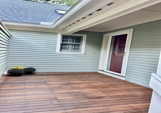 Photo 4 of Sale Pending at 7 Spyglass Point Cir, Bedford, NH 03110 | MLS# 5106330 | Listing updated on 2026-09-01