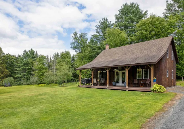 Photo 3 of Single family home for sale at 278 Coreys Dr, Moretown, VT 05660 | MLS# 5106332 | Listing updated on 2026-08-29