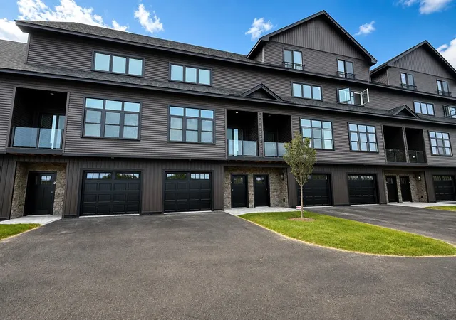 1st image of 12 Cobblestone Ct #3, Laconia, NH 03246 | MLS# 5106345