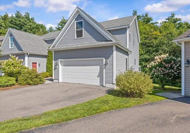Townhouse for sale at 236A Ledgewood Ln, Georgia, VT 05468 | MLS# 5106347