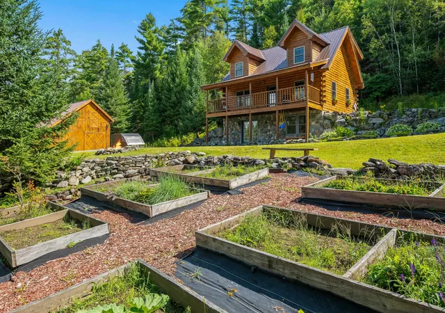 2nd image of 131 Blackberry Ln, Littleton, NH 03561 | MLS# 5106350