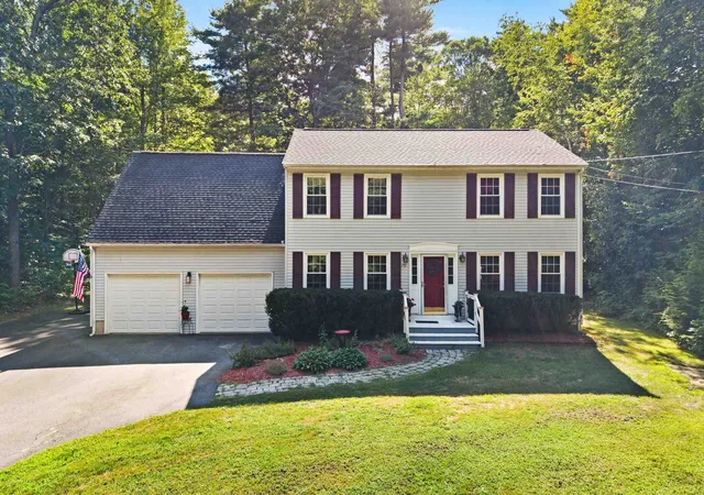 2nd image of 70 South Bow Rd, Hooksett, NH 03106 | MLS# 5106354