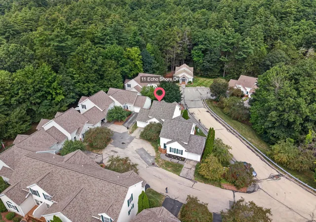 Photo 4 of Townhouse for sale at 11 Echo Shore Dr, Merrimack, NH 03054 | MLS# 5106357 | Listing updated on 2026-09-13