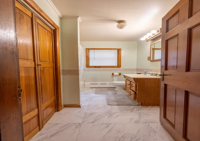Photo 3 of Single family home for sale at 90 W High St, Somersworth, NH 03878 | MLS# 5106360 | Listing updated on 2026-09-16