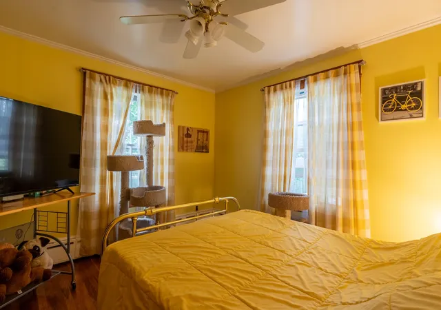 Photo 4 of Sale Pending at 90 W High St, Somersworth, NH 03878 | MLS# 5106360 | Listing updated on 2026-10-05