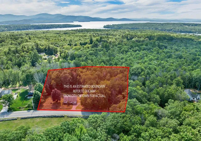 3rd image of 44 Waumbeck Rd, Wolfeboro, NH 03894 | MLS# 5106363