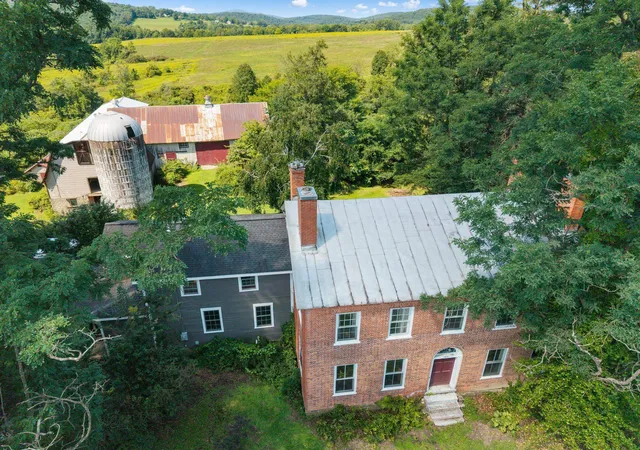 Photo 1 of Sale Pending at 2678 Silver St, Hinesburg, VT 05461 | MLS# 5106372 | Listing updated on 2026-09-02