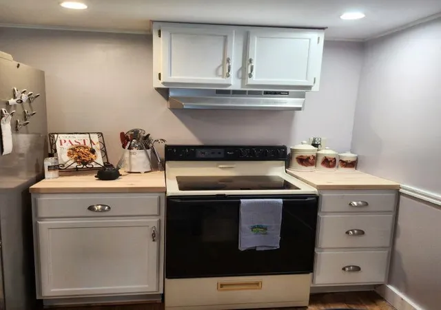 Photo 4 of Single family home for sale at 329 Meadow St, Wakefield, NH 03872 | MLS# 5106376 | Listing updated on 2026-10-04