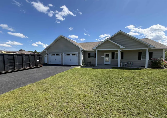 Photo 4 of Single family home for sale at 200 Dashner Cir, Derby, VT 05830 | MLS# 5106379 | Listing updated on 2026-09-11
