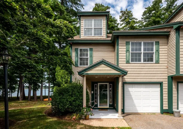 2nd image of 51 Clearwater Dr, Dover, NH 03820 | MLS# 5106395