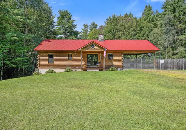 Photo 1 of Single family home for sale at 162 South Lunenburg Rd, Lunenburg, VT 05906 | MLS# 5106399 | Listing updated on 2026-09-13