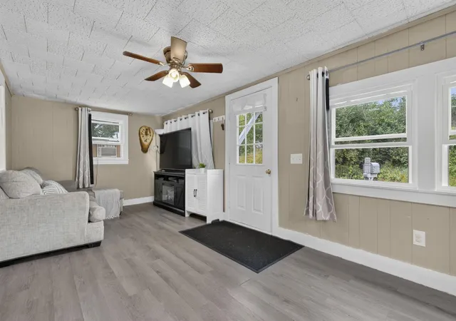 4th image of 57 Overland St, Laconia, NH 03246 | MLS# 5106408