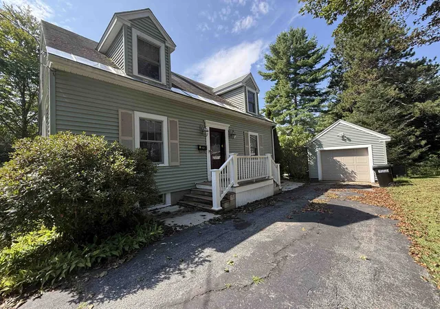 2nd image of 23 Pinnacle Rd, Newport, NH 03773 | MLS# 5106410