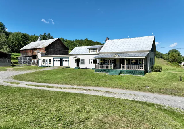 Photo 3 of Single family home for sale at 9435 Vt Route 25, Corinth, VT 05040 | MLS# 5106415 | Listing updated on 2026-08-24