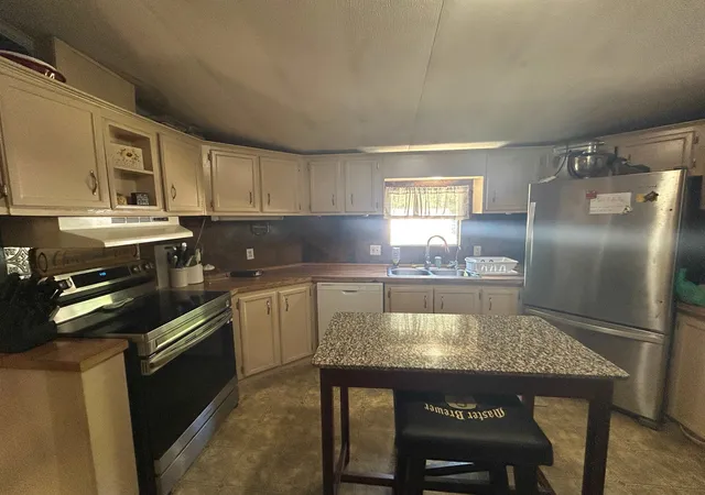 Photo 3 of Manufactured home for sale at 49 Limestone Ln, Rochester, NH 03867 | MLS# 5106429 | Listing updated on 2026-09-02