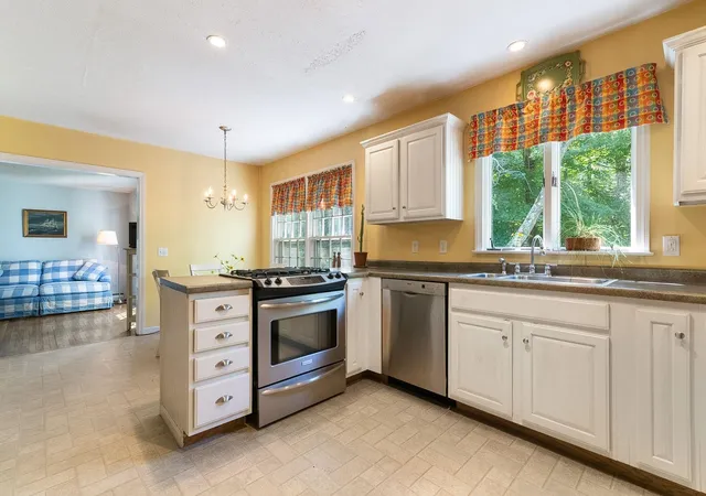 Photo 3 of Single family home for sale at 354 Orchard St, Brattleboro, VT 05301 | MLS# 5106451 | Listing updated on 2026-09-21