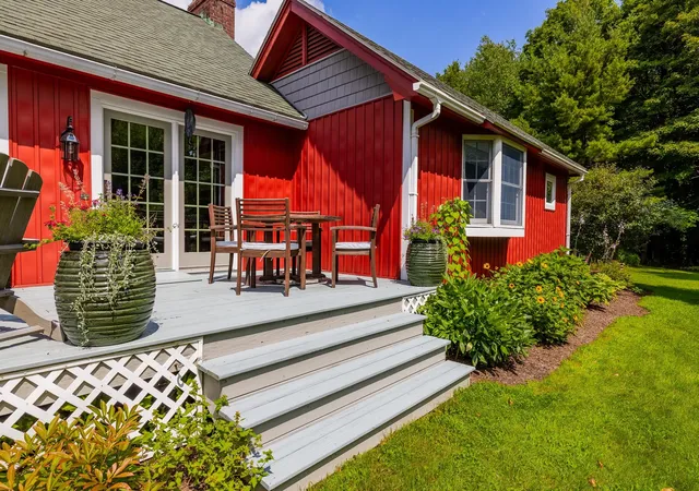 Photo 3 of Single family home for sale at 262 Timber Trail Rd, Shaftsbury, VT 05262 | MLS# 5106454 | Listing updated on 2026-09-02