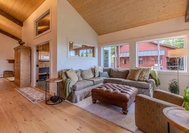 Photo 3 of Single family home for sale at 979 Andover Ridge Rd, Andover, VT 05143 | MLS# 5106455 | Listing updated on 2026-09-07