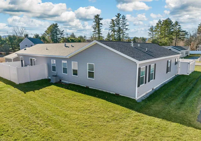 2nd image of 79 A Crescent St #90-15-1, Plymouth, NH 03264 | MLS# 5106469
